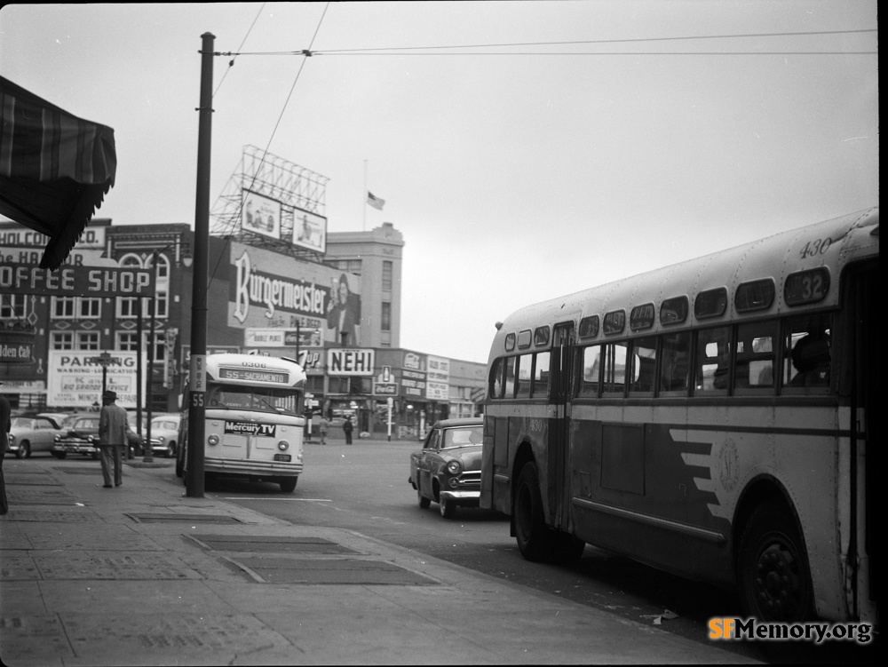 Embarcadero & Sacramento