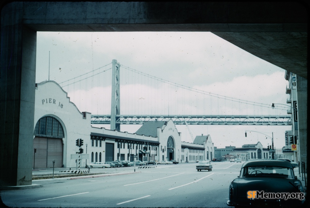 Embarcadero near Howard