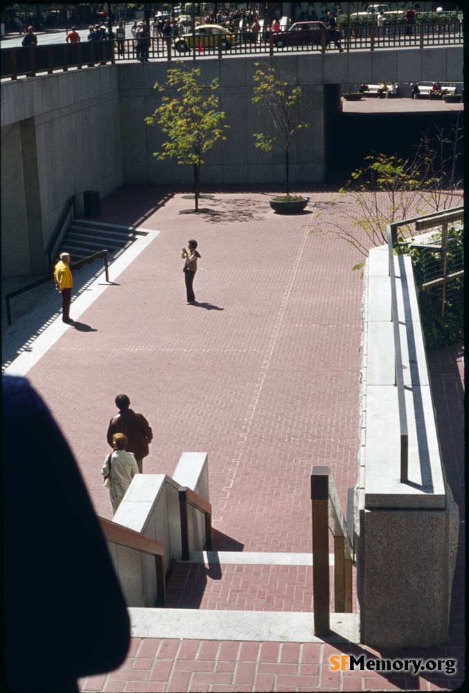 Hallidie Plaza