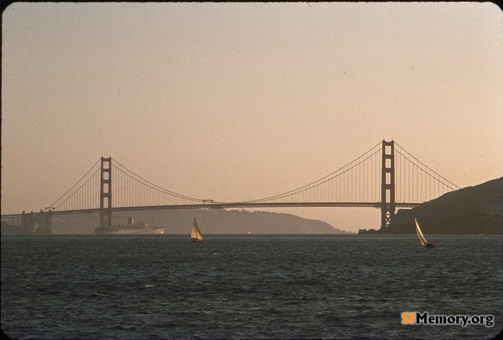 Golden Gate Bridge