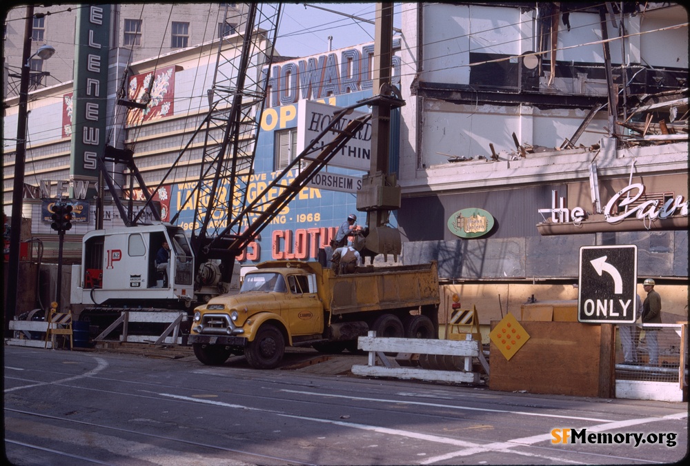 Market near Powell