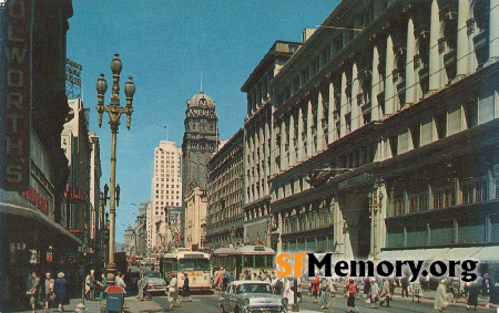 Market near Powell