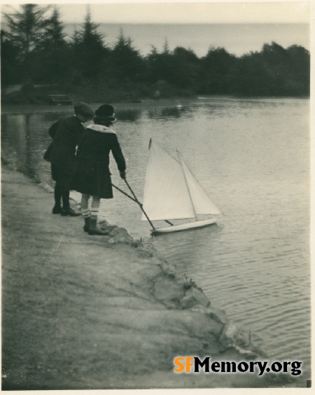 Spreckels Lake