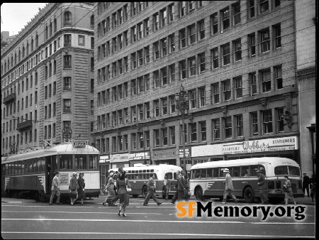 Market near 3rd