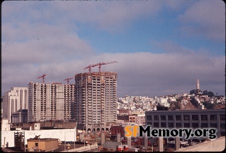 Golden Gateway Construction