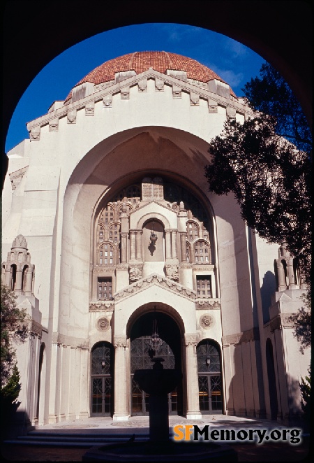 Temple Emanu-El