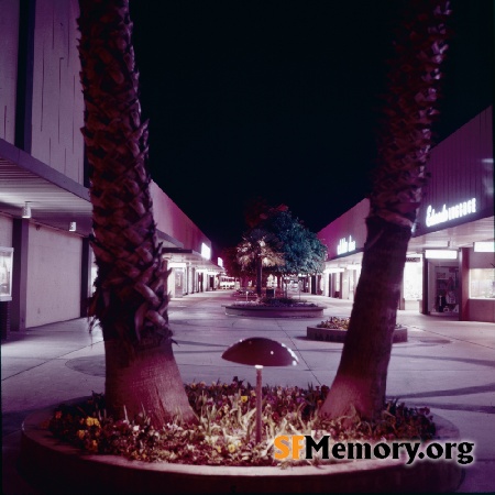 Stanford Shopping Center