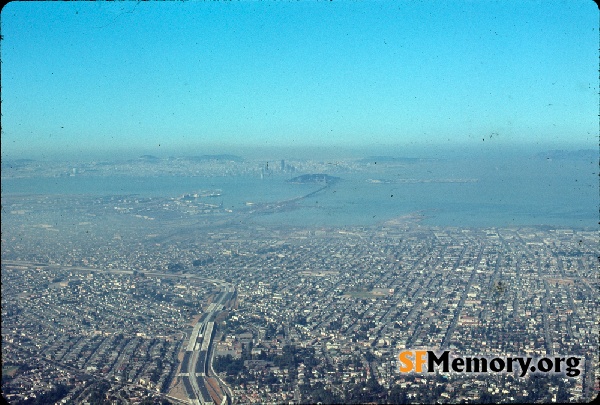Oakland Aerial,Sep 1970
