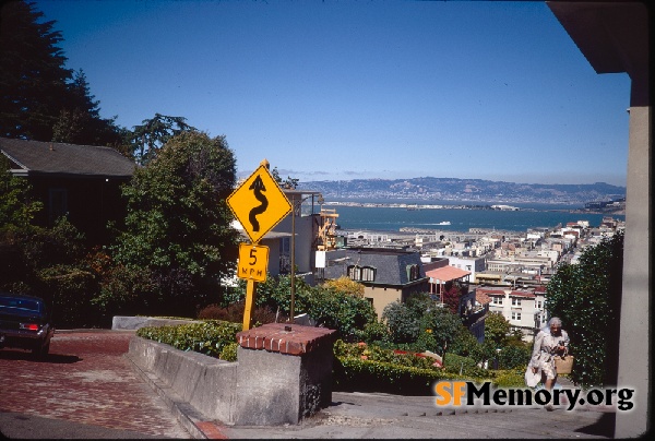 Lombard near Hyde,Jul 1971