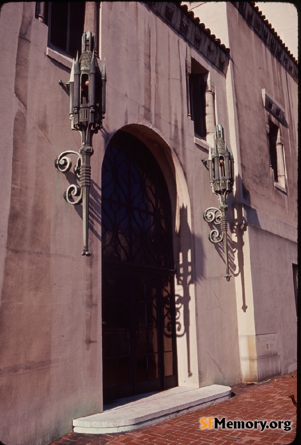 Temple Emanu-El