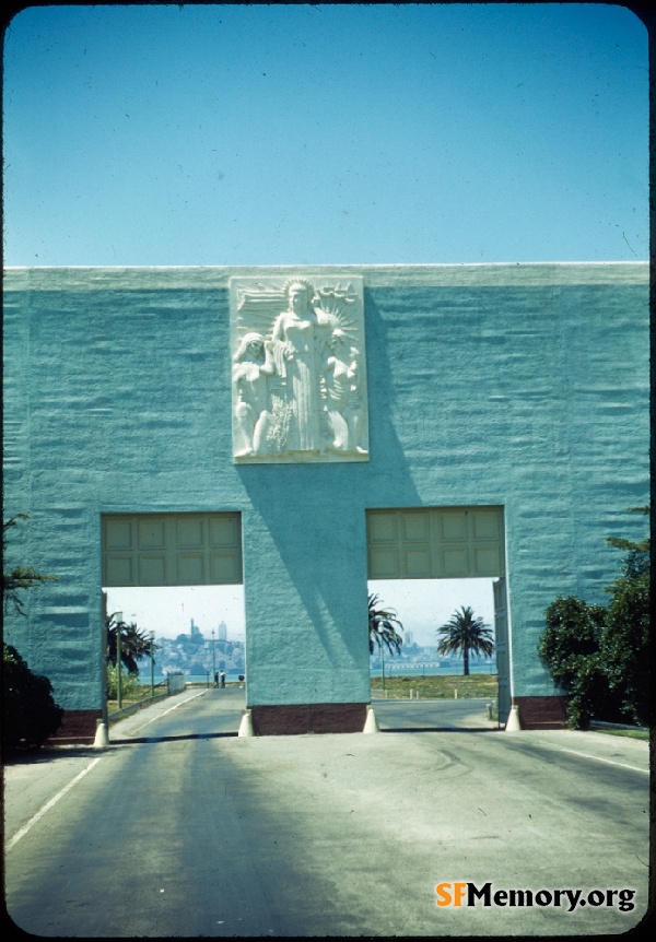GGIE, Exit Gate,1940
