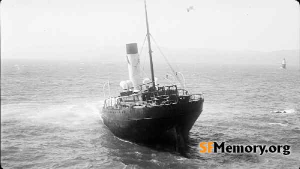 Frank Buck Shipwreck,Oct 1937