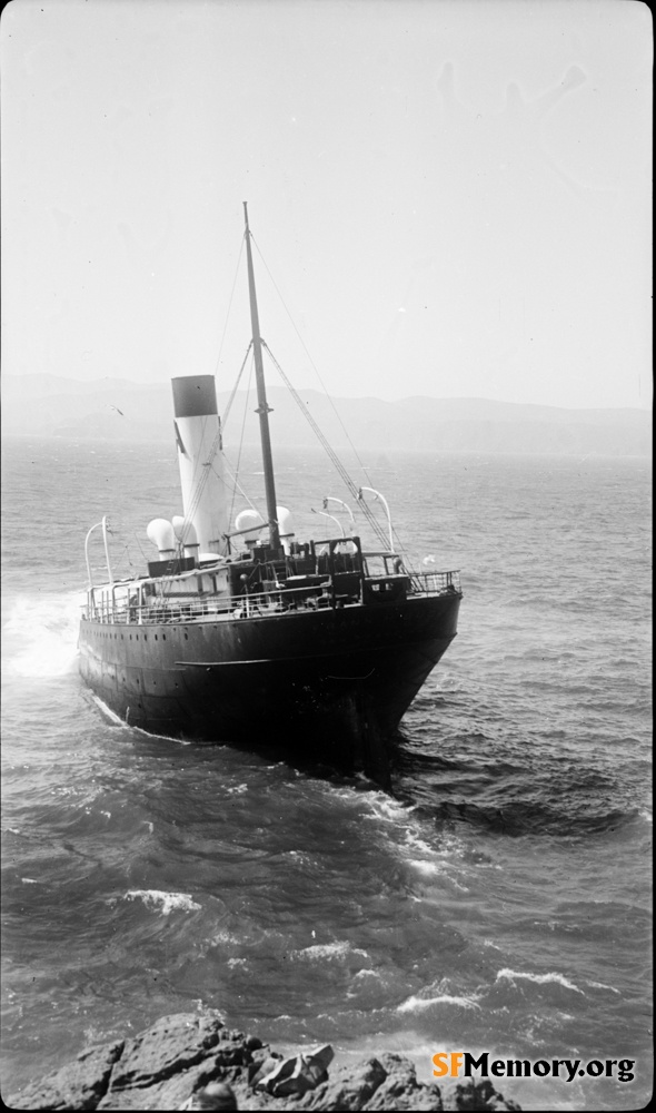 Frank Buck Shipwreck,Oct 1937